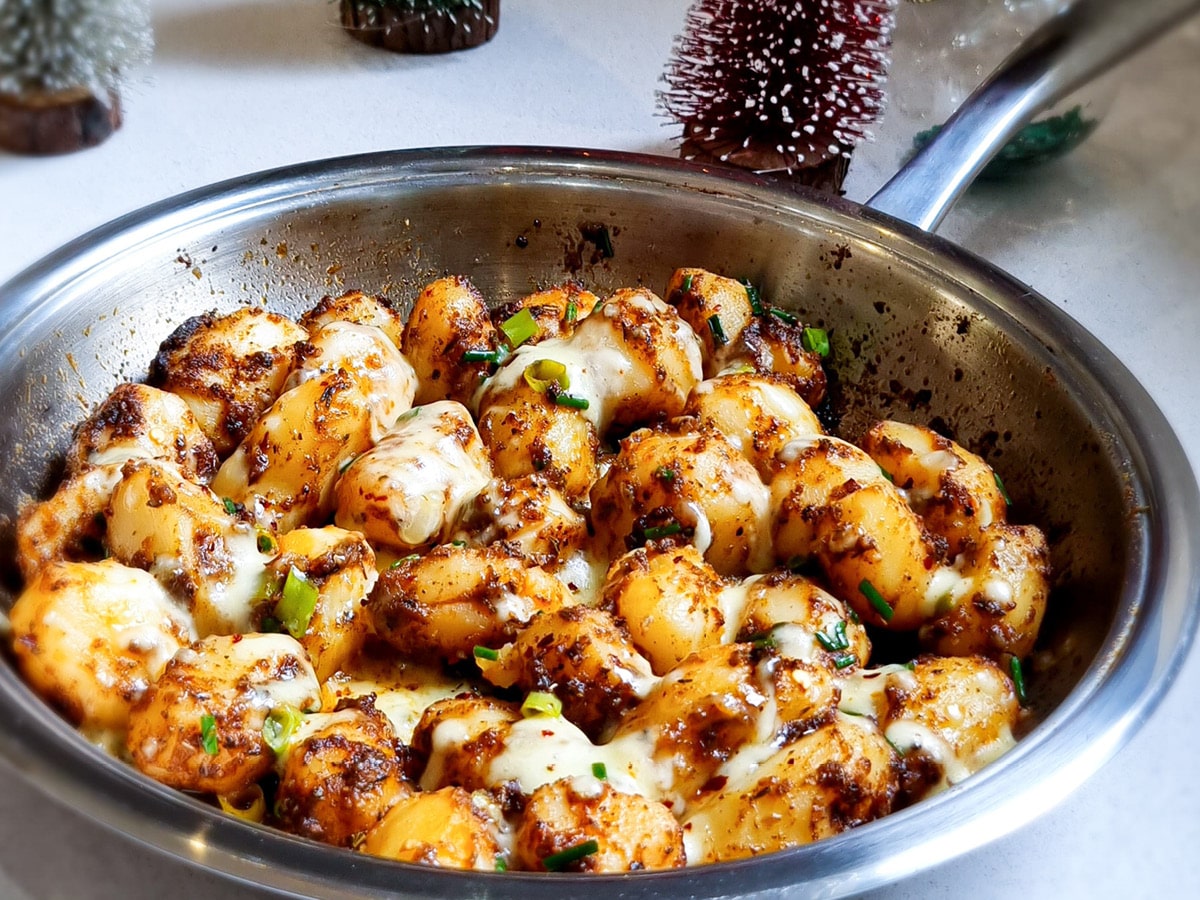 spicy baby potatoes